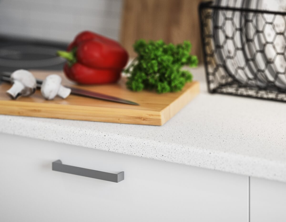 Ламинированная столешница устойчива к воздействию влаги, тепла и проста в уходе.